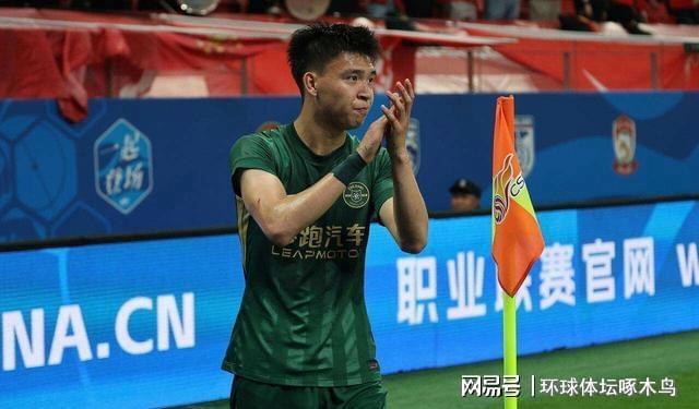 费兰·托雷斯表现平庸遭炮轰,西班牙锋线乏力引发球迷强烈不满
